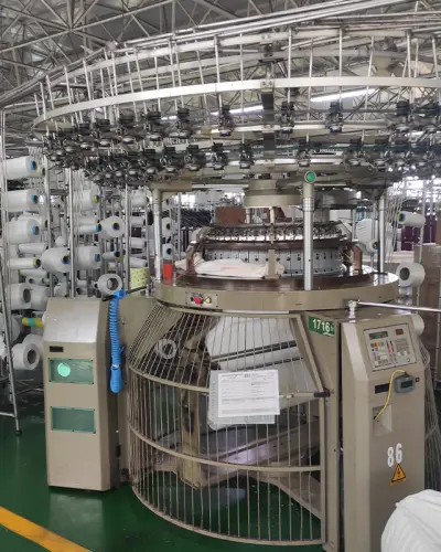 Universal textile | Производител на Бельо, Облекло и Домашен Текстил | Продажба на платове