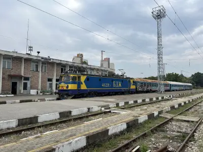 Автогара „Захарна фабрика“