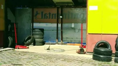 StAni's Pitstop