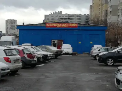 Мобилен сервиз за гуми за град София- "Найденов сервиз". Съдействие при аварии. Сезонна смяна на гуми.