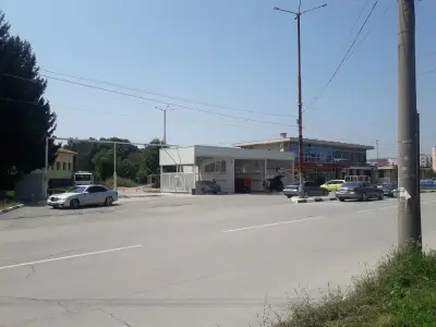 Авточасти и сервиз + пътна помощ + такси