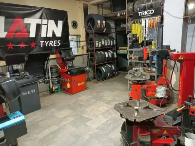 Автоцентър МАКС