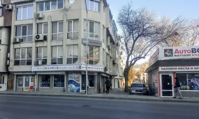 УНИВЕРСАЛ АВТО
