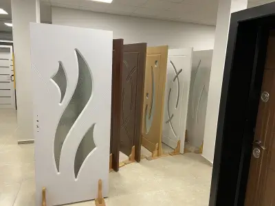 ВРАТИ И ПАРКЕТ
