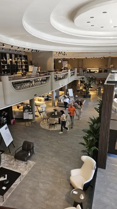 Saloni Showroom - Мебелни Къщи Ralica