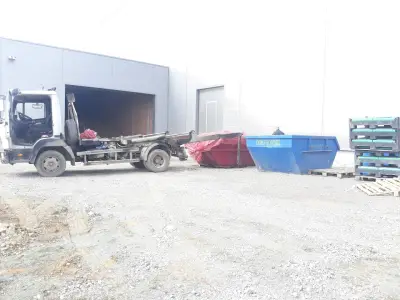 Контейнери за строителни отпадъци