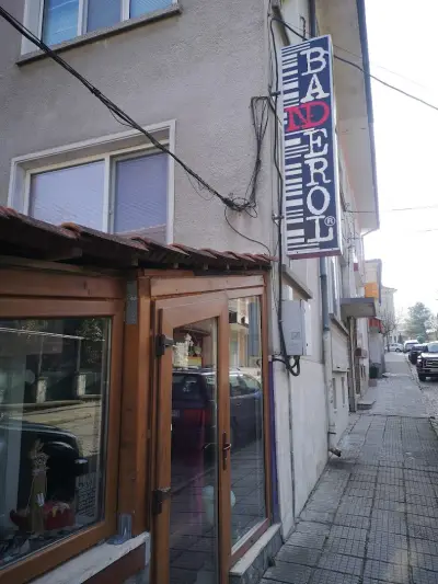 Banderol Fashion House