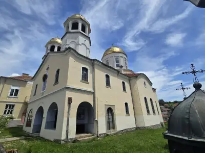 Храм "Света Богородица"