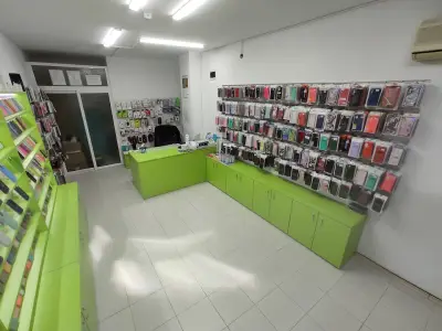 GSM АКСЕСОАРИ И СЕРВИЗ - МЛАДОСТ 3