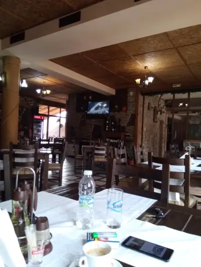 Ресторант край реката