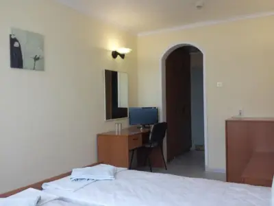 Хотел Сити