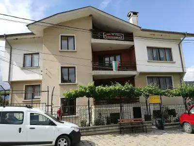 Къща за гости Джонджорови