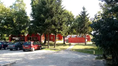 Хотел ”Строител”