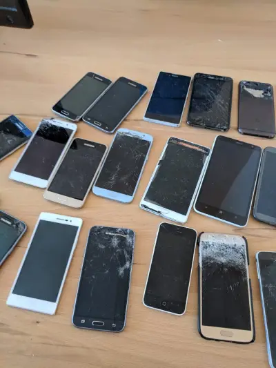 GSM СЕРВИЗ и АКСЕСОАРИ