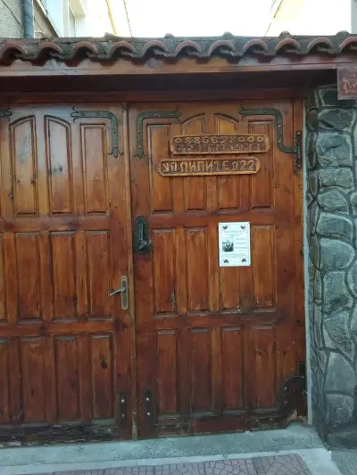 Guest House Ivanovi