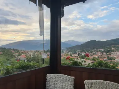 Семеен хотел и ресторант Панорама
