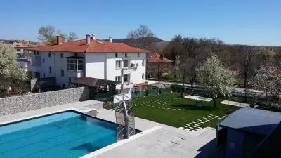 Апарт Хотел Хелоу Хисар