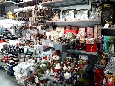 Corentis Gifts / Магазин за подаръци