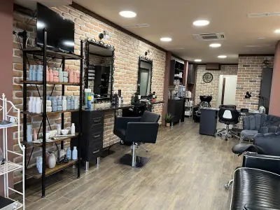 Студио“THE CUT ROOM”