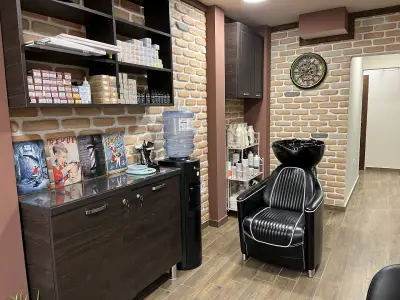 Студио“THE CUT ROOM”