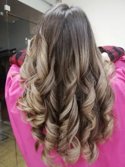 Anna Styles