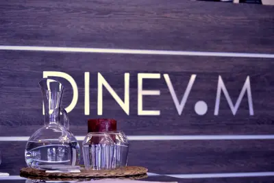 DINEV.M SALON