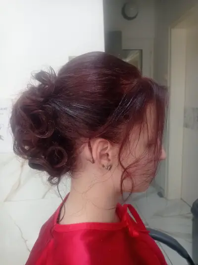Hairdresser Toni - Фризьорски салон Младост 1