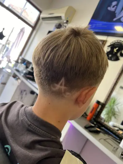 Hair Style Crown - Фризьорски салон