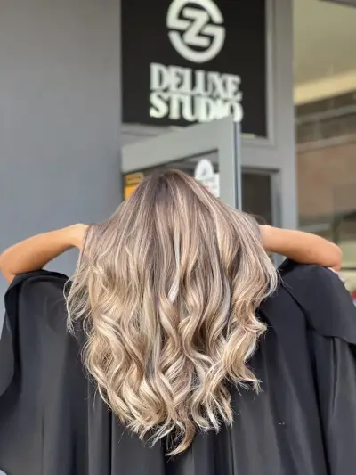 Deluxe Fashion HAIR - Фризьорски салон