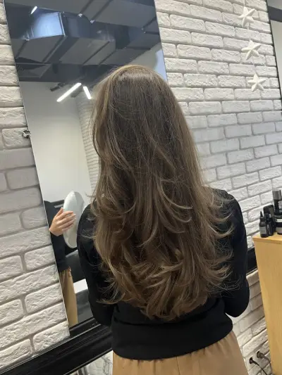 Salon Inspire - Mladost