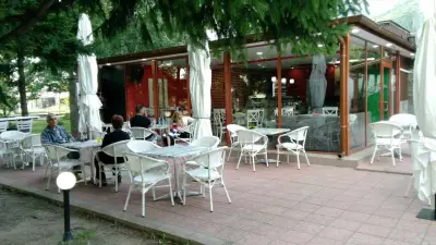 Петела бар и динър