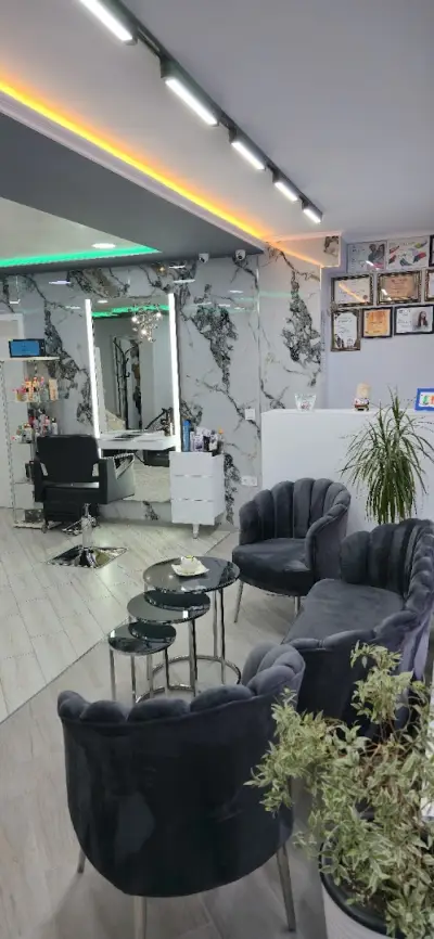 Hair & Beauty Livon