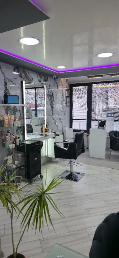 Hair & Beauty Livon