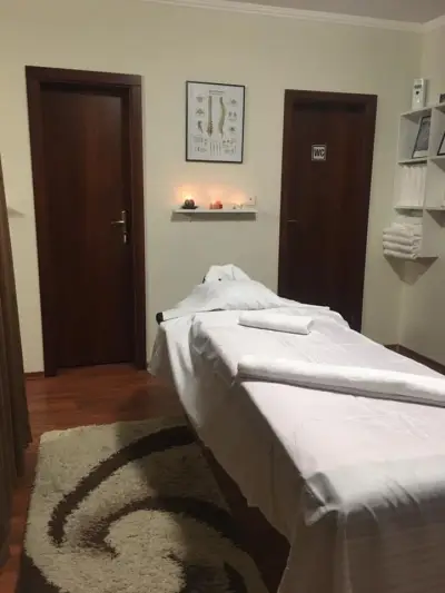 КЛАСИЧЕСКИ МАСАЖ, ЛЕЧЕБЕН МАСАЖ, РЕЛАКСИРАЩ МАСАЖ - КАРЛОВО - МАСАЖНО СТУДИО "RELAX ZONE" - KARLOVO