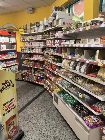 T MARKET