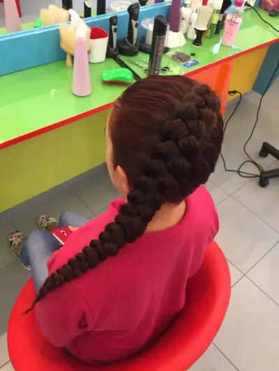 Детски фризьорски салон Резвая