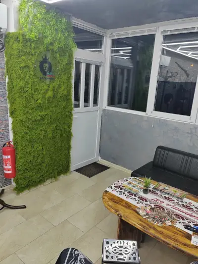 Бръснарница и академия 681 Barber shop & academy 681