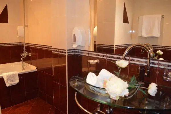 Джуниър суит тип Comfort (2 възрастни)