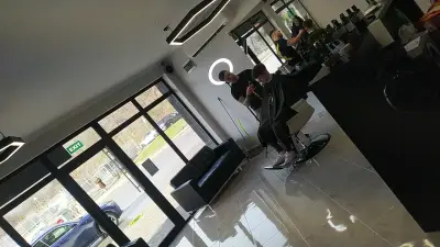 BARBERSHOP INFINITY