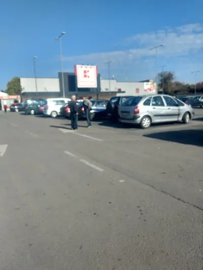 Паркинг Kaufland