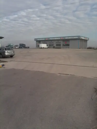 Tir Parking, Service and Food Non-Stop