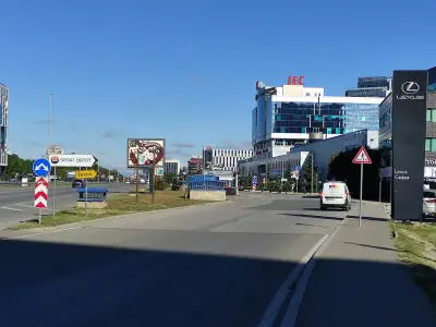 Буферен паркинг Цариградско шосе, южен вход