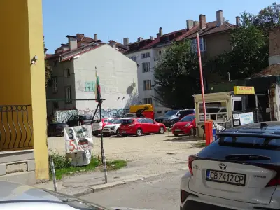 Денонощен паркинг