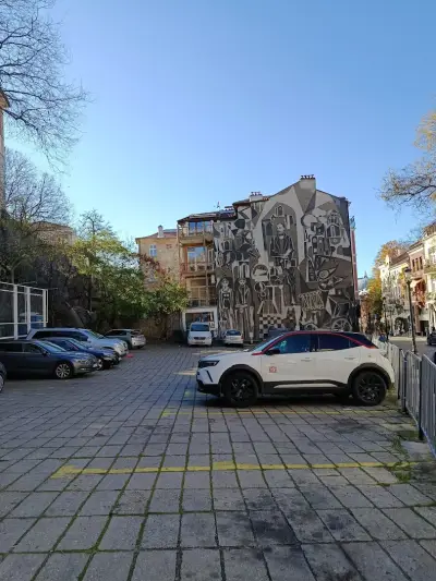 ул. „Митрополит Паисий“ 1 Parking