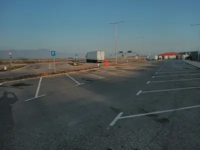 Parking& WC