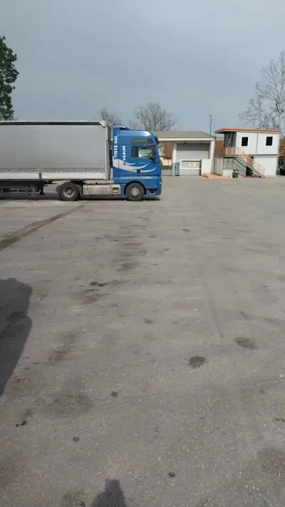 TIR Parking CREDO