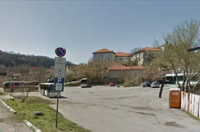 Обществен платен паркинг