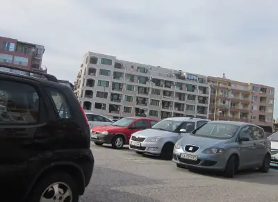 Общински паркинг