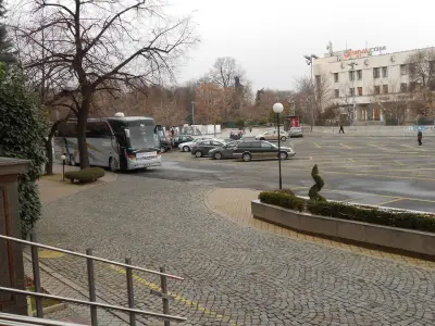 Платен паркинг „Тримонциум“