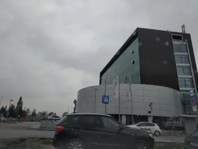 Interlogistica courier Ltd. – Логистичен център София (бул. „Кристофър Колумб“ 58)